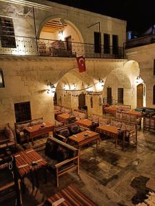 nahrin hotel and art