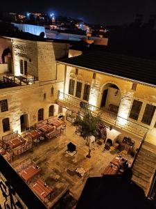 nahrin hotel and art