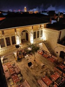 nahrin hotel and art