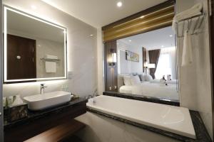 grand phoenix hotel bac ninh