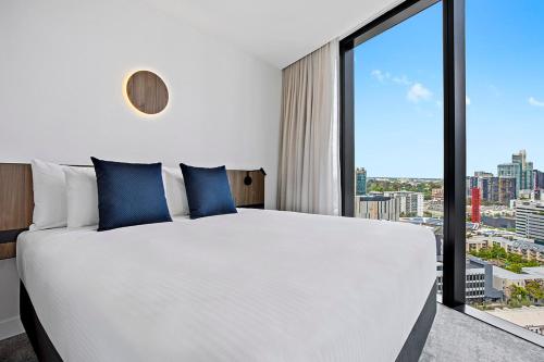 adina apartment hotel melbourne southbank