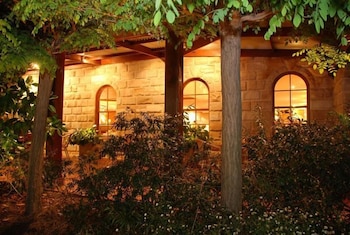 The Hermitage Motel,Leumeah>>Campbelltown,4 star
