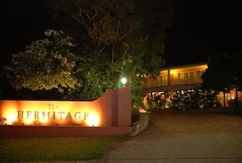 The Hermitage Motel,Leumeah>>Campbelltown,4 star