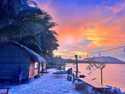 local beach phu quoc