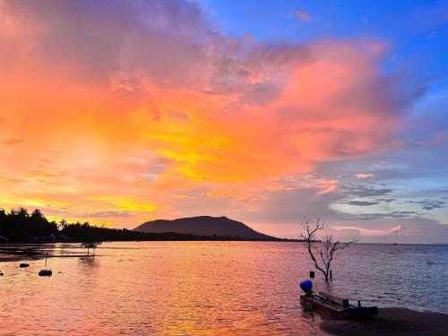 local beach phu quoc