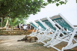 local beach phu quoc