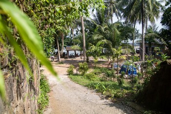 local beach phu quoc