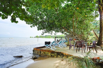 local beach phu quoc