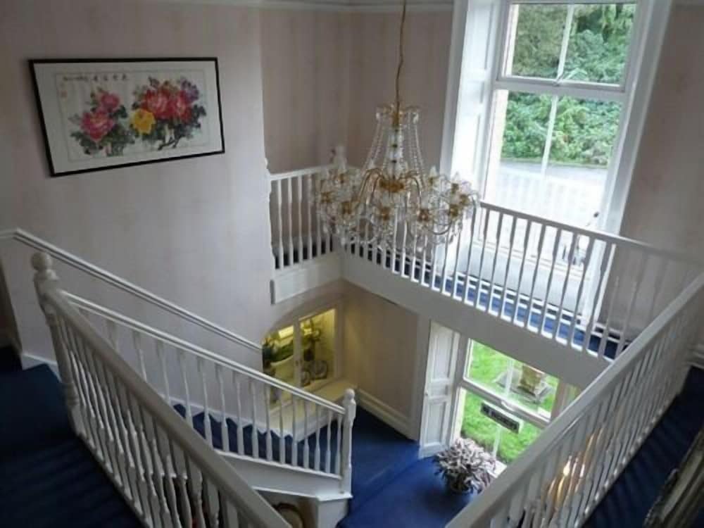 hedgefield house hotel