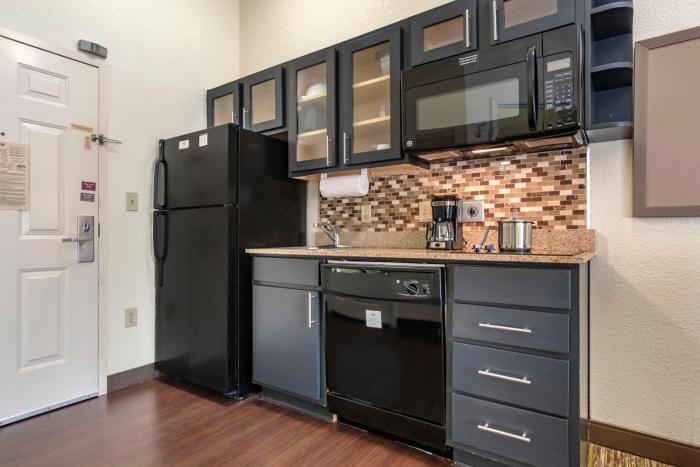 candlewood suites alabaster by ihg