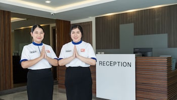 b2 korat premier hotel