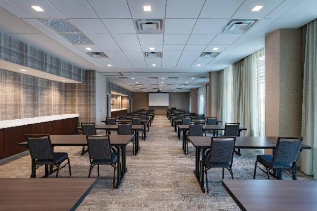 courtyard by marriott dallas grand prairie