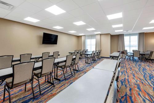 comfort suites