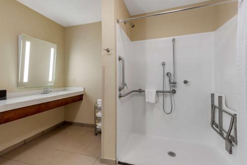 comfort suites