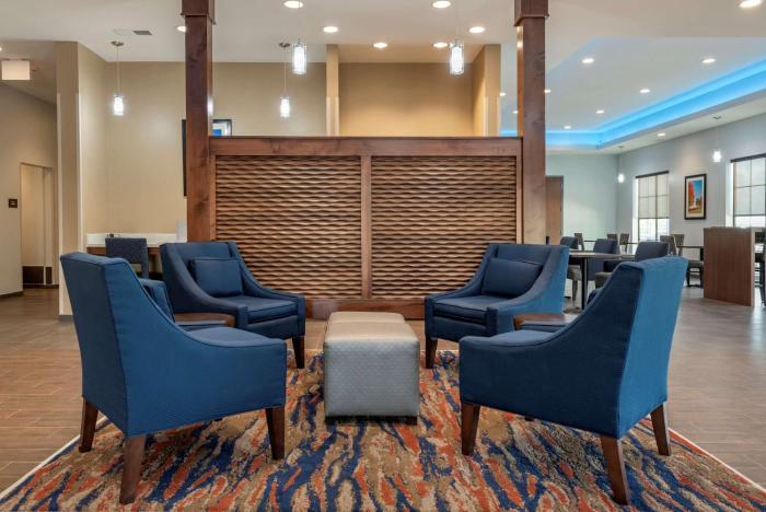 comfort suites