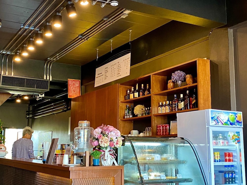 jaidee cafe and hostel chiangrai