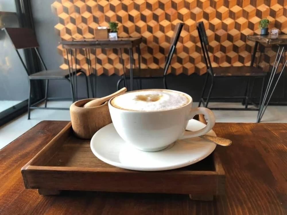 jaidee cafe and hostel chiangrai