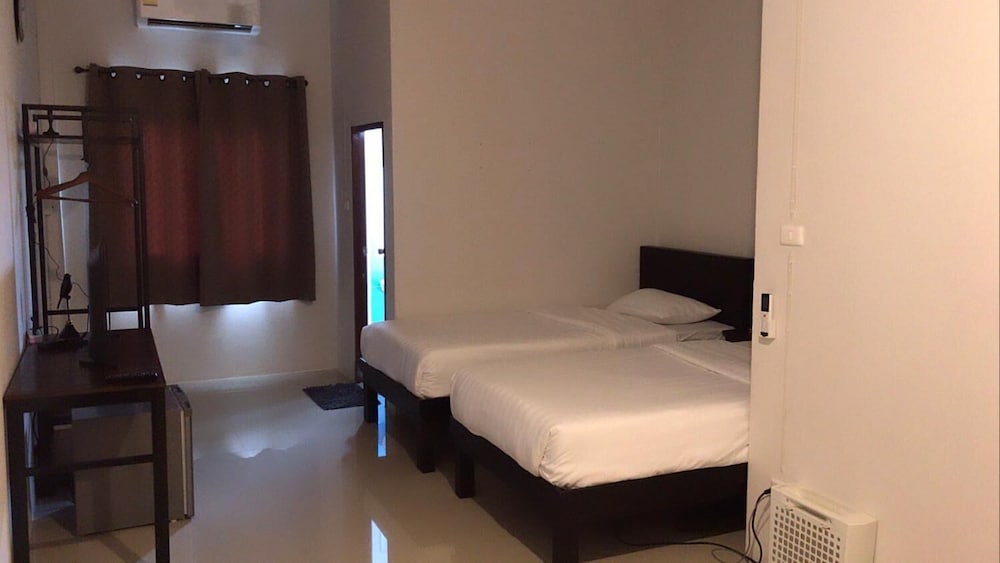jaidee cafe and hostel chiangrai