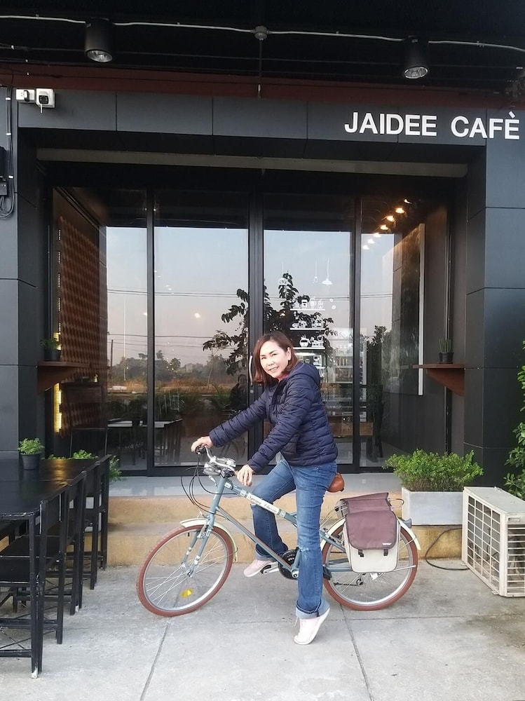 jaidee cafe and hostel chiangrai