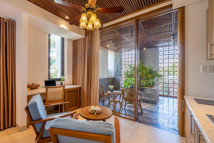 daisy boutique hotel and apartment