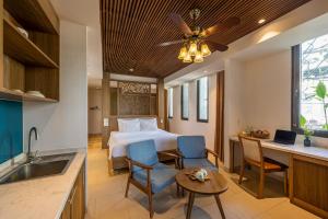 daisy boutique hotel and apartment