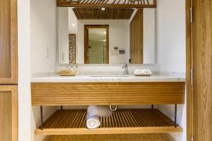 daisy boutique hotel and apartment