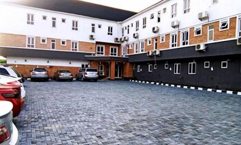 dmatel hotel and resort