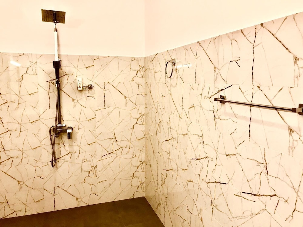 ashansa lagoon resort