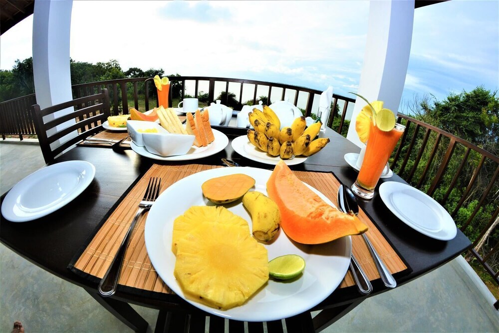 ashansa lagoon resort