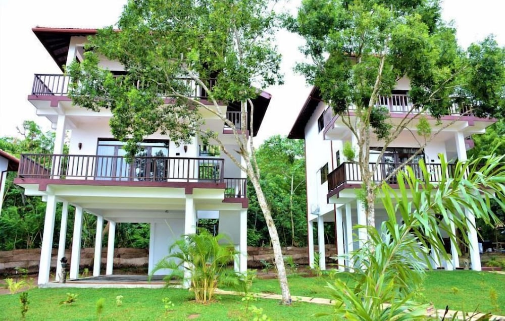 ashansa lagoon resort
