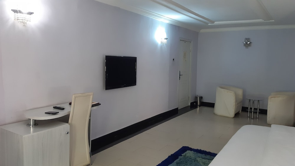 top notch suites and apartments