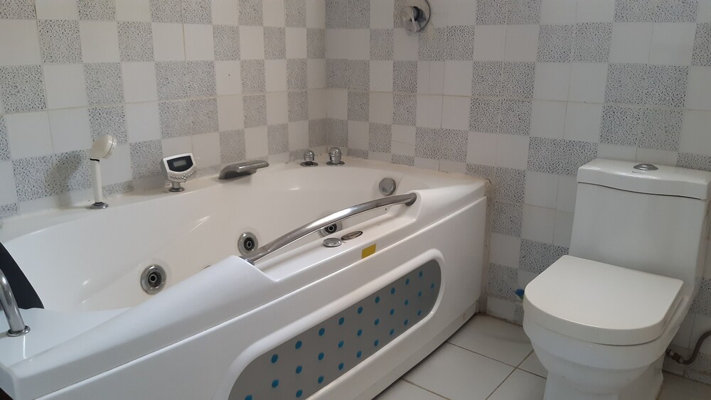 top notch suites and apartments