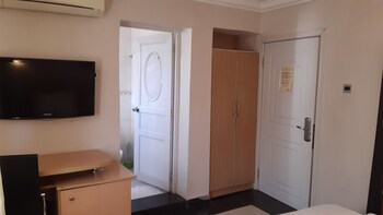 top notch suites and apartments