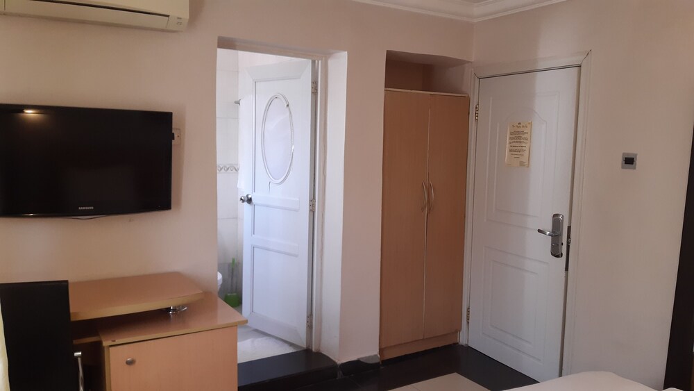 top notch suites and apartments