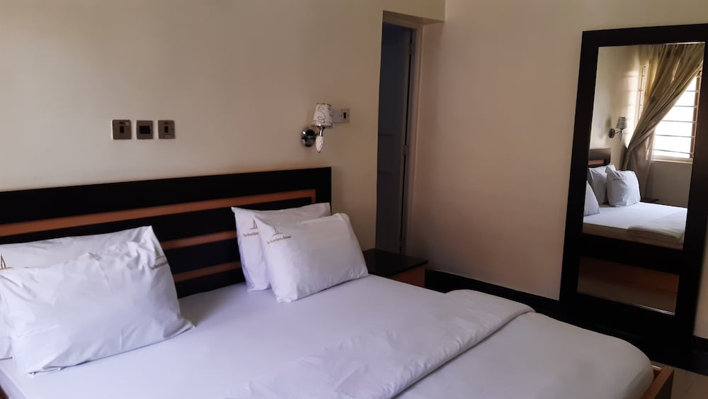 top notch suites and apartments