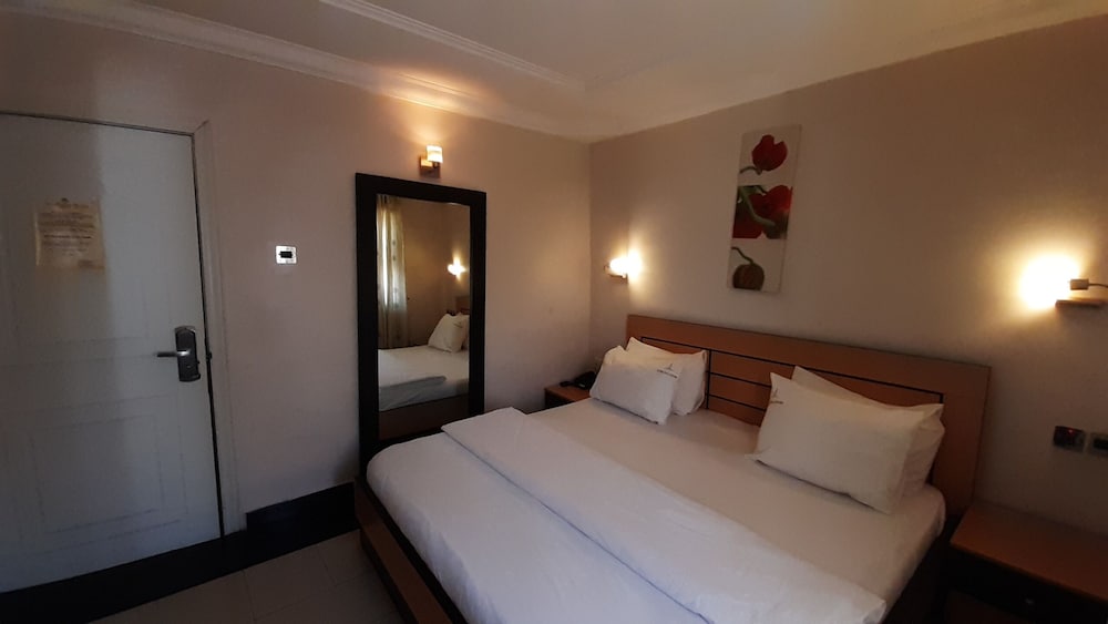 top notch suites and apartments