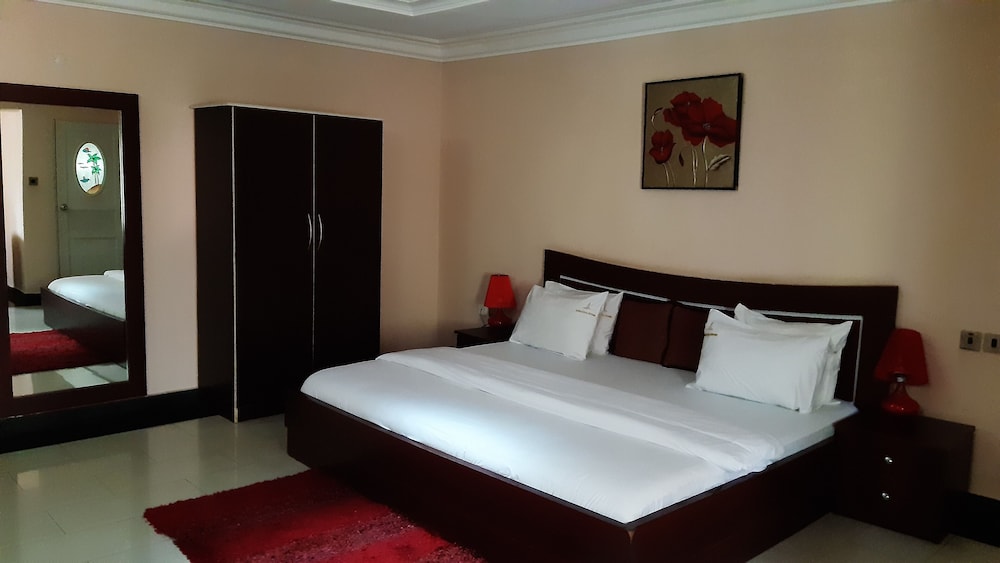 top notch suites and apartments