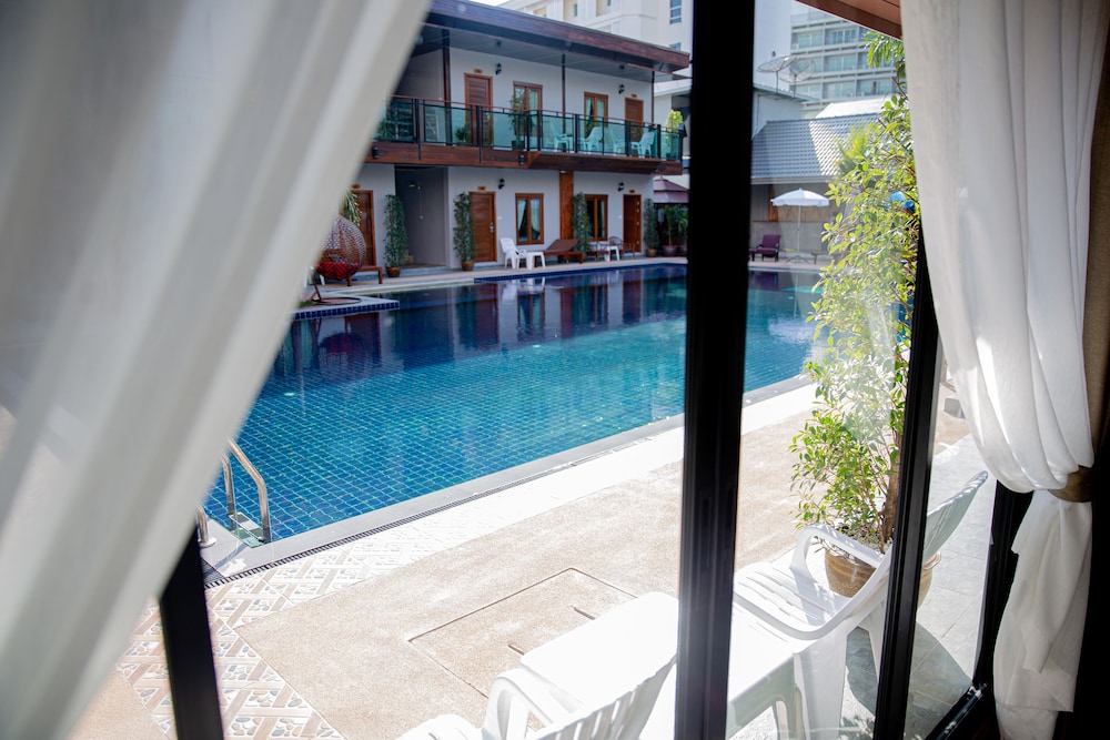 paradise land resort