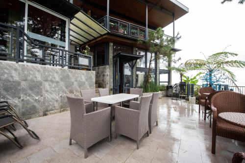 sunset view ridge residences