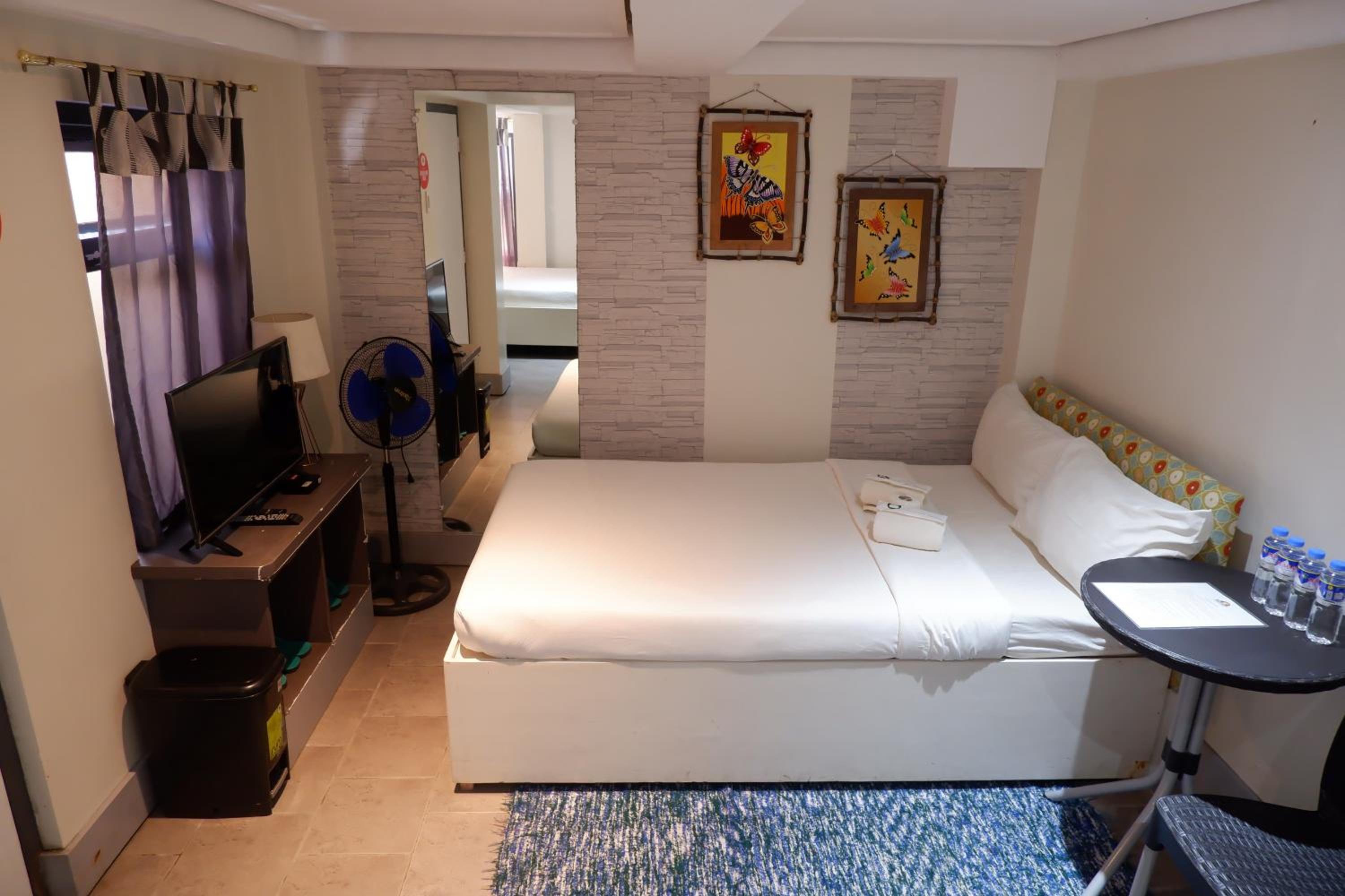 sunset view ridge residences