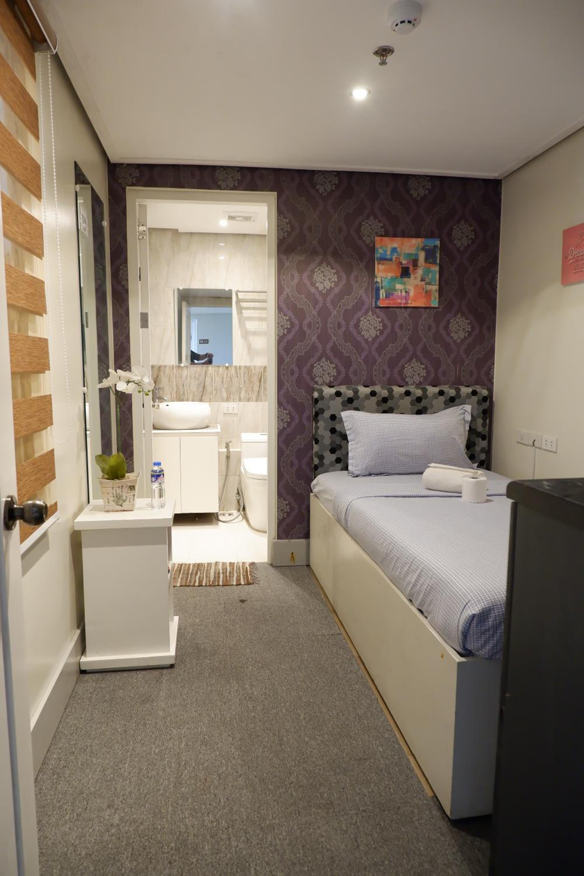 sunset view ridge residences