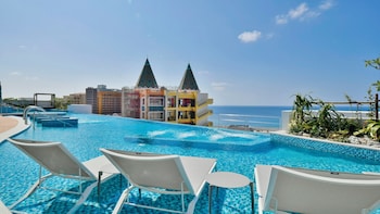 lequ okinawa chatan spa and resort