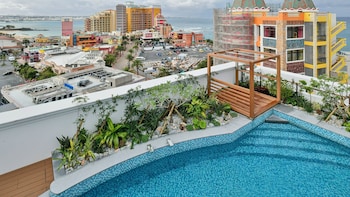 lequ okinawa chatan spa and resort