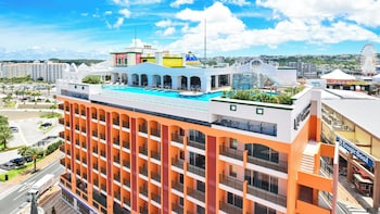 lequ okinawa chatan spa and resort