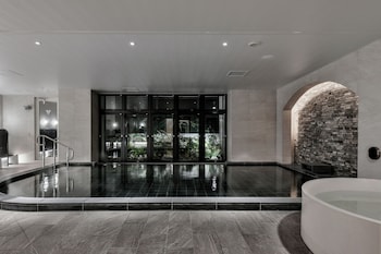 lequ okinawa chatan spa and resort