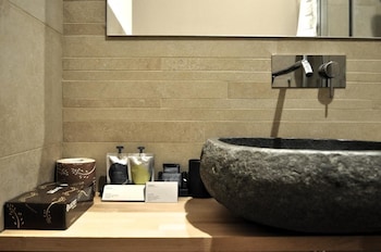 olivia rooms eurialo