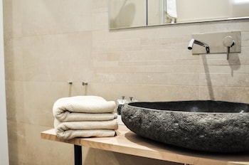 olivia rooms eurialo