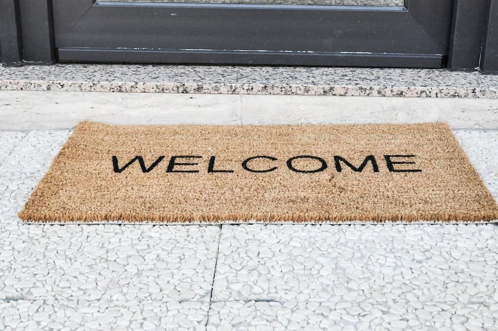 olivia rooms eurialo