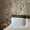 olivia rooms eurialo