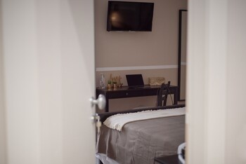 6thland rent rooms la spezia